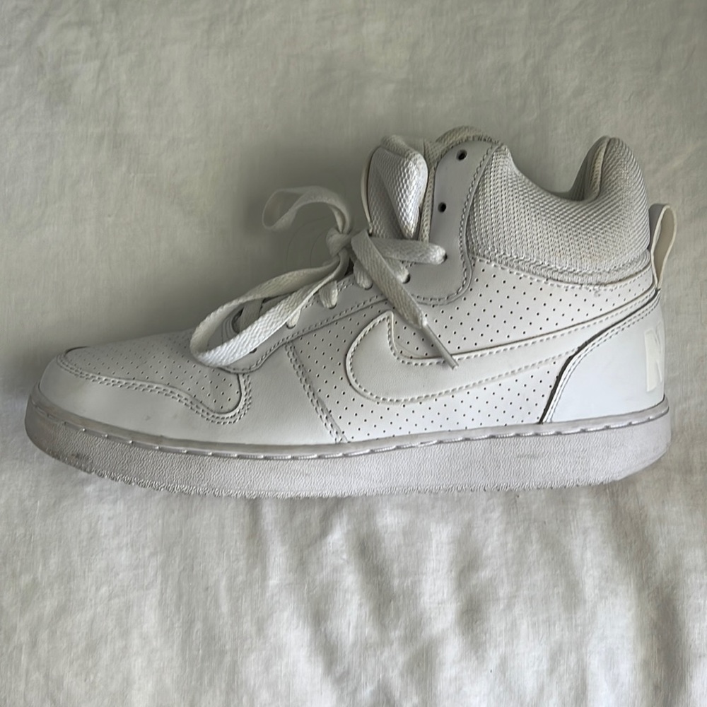 Women’s white high top sneakers size 9